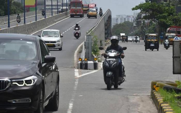 road accident essay in tamil