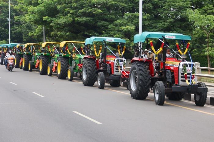 Low Rent Tractors Started By TN Govt