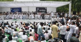 congress-satyagraha-protest-in-delhi-against-agni-path-photo-gallery
