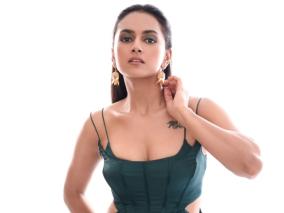 actress-shraddha-srinath-latest-album