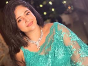 actress-poonam-bajwa-latest-album