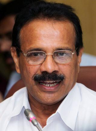 3 கர்நாடக மத்திய அமைச்சர்களும் எடியூரப்பாவுக்கு எதிரானவர்கள்﻿: பாஜகவின் புதிய வியூகம்﻿