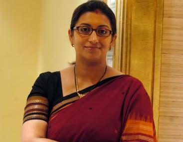 நான் பிறந்தபோது என்னை ஒரு சுமையாகவே கருதினர்: ஸ்மிருதி இரானி பகிரங்கம்