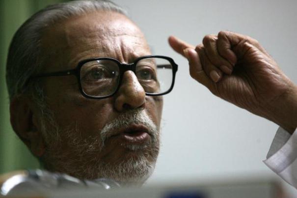 யோசனைகளை வெளியே சொல்ல வேண்டாம்: கமலுக்கு சாருஹாசன் அறிவுரை