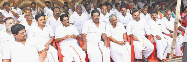 மதுரையில் எய்ம்ஸ் அமைய﻿ அதிமுகவுடன் இணைந்து திமுக போராட தயார்﻿: திருமங்கலம் உண்ணாவிரதத்தில் பி.மூர்த்தி எம்எல்ஏ அறிவிப்பு﻿