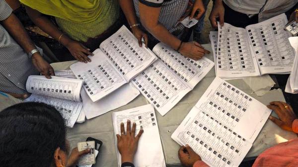 வாக்காளர் பட்டியலில் உங்கள் பெயர் சேர்க்க, விலாசம் மாற்ற, திருத்தம் செய்ய  வேண்டுமா?- நாளை சிறப்பு முகாம் | வாக்காளர் பட்டியலில் உங்கள் ...