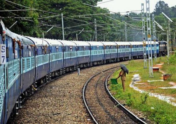 ஓய்வுபெற்ற ஒரு லட்சம் ஊழியர்களுக்கு ரயில்வேயில் மீண்டும் வேலை அளிப்பு;  பயணிகளின் பாதுகாப்பில் விளையாடுவதா?- தொழிற்சங்கங்கள் கண்டனம் ...