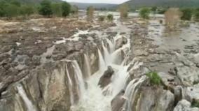 boating-stopped-in-hogenakkal