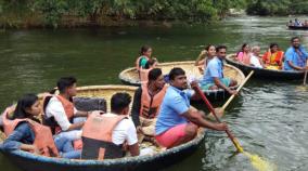 due-to-the-lack-of-water-in-the-cauvery-river-boat-ride-allowed-in-hogenakkal
