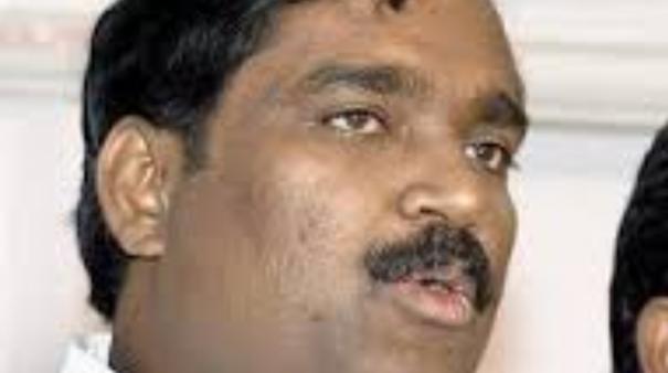 Velmurugan supports DMK in vikravandi byelection