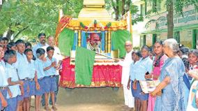 gandhi-jayanti-festival-at-chevaliah-school-honest-and-honest-can-live-speaking-of-retired-railway-safety-commissioner