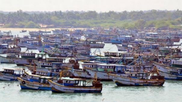 Yazh fishermen demand release of boats
