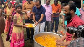 children-eat-biriyani-for-the-first-time