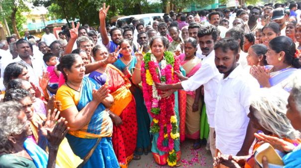 Madurai: candidates throng to file nomination in Madurai