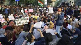 violent-protest-near-jamia-university-two-cases-filed-by-delhi-police