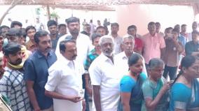 minister-ka-sengottaiyan-voted-in-erode