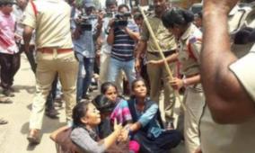 lathi-charge-on-women