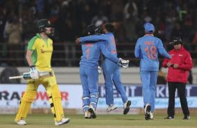 steve-smith-analyses-rajkot-odi-loss-against-india