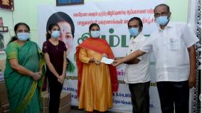 corona-virus-minister-daughter-offers-rs-11-lakhs