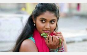 sairat-star-rinku-rajguru-hindi-debut-in-web-series-hundred