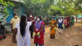 nellai-sanitation-workers-are-screened-for-fever-everyday