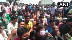 around-2-400-migrant-labourers-who-were-working-at-construction-sites-in-iit-hyderabad-staged-protest