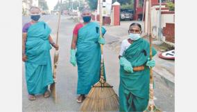 sanitary-workers-protest