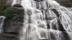 courtallam-falls-flows-to-its-brim