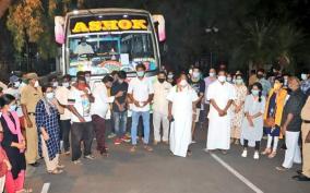 kerala-students-sent-to-native-places-from-puduchery