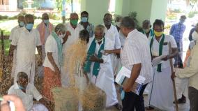 farmers-protest-near-thiruvaiyaru