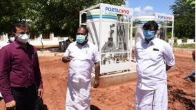 minister-inspects-oxygen-cylinders-setup-in-madurai-tb-hospital