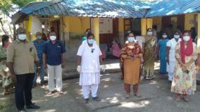 karaikkal-doctors-in-protest-against-kiranbedi