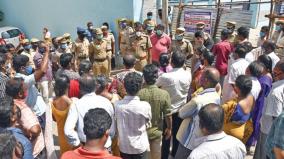 people-protest-in-thoothukudi