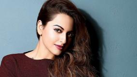 sonakshi-joins-top-cop-cyber-experts-to-fight-cyber-bullying