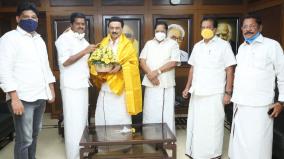 r-lakshmanan-joins-in-dmk