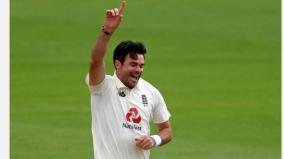 anderson-made-to-wait-for-600th-wicket-england-in-control