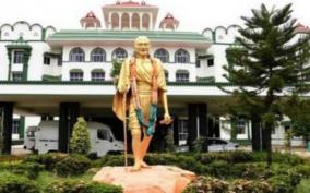 corona-curfew-has-affected-livelihood-hc-sends-notice-to-centre-state