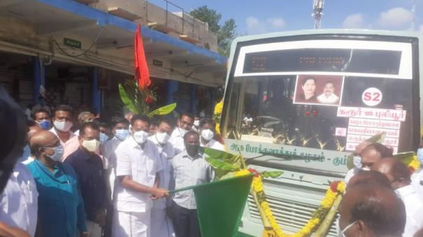 mr-vijayabhaskar-launchs-two-small-buses