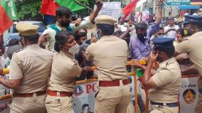 protest-against-agri-bill-in-pazhani