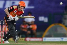 warner-hits-out-at-srhs-poor-middle-order-approach