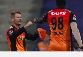 ipl-2020-david-warner-play-off-dc-srh