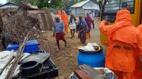 people-evacuvated-from-dhanushkodi