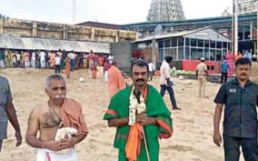 bjp-vel-yatra-case-filed-against-1000-in-tiruchendur