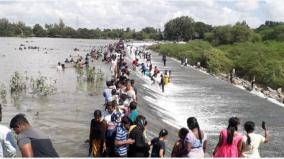 the-oldest-bed-dam-overflowing-with-heavy-rain-puduvai-a-village-that-has-suddenly-become-a-tourist-destination