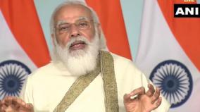 development-should-not-be-seen-through-political-prism-pm-modi-at-amu-event