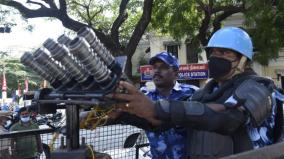 protest-against-kiranbedi-in-puduchery