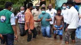 heavy-rains-lash-tutucorin-public-protest-as-water-gets-logged-in-residential-areas