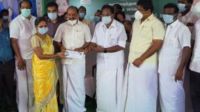 sellur-raju-gives-away-cooperative-loans-worth-rs-2-35-crore