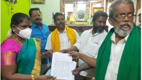 the-sirmarapinar-welfare-society-went-to-besiege-the-house-of-minister-valarmati