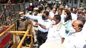 puducherry-cm-narayanasamy-has-ordered-the-police-to-remove-blocks-placed-in-places-including-the-assembly-by-tomorrow